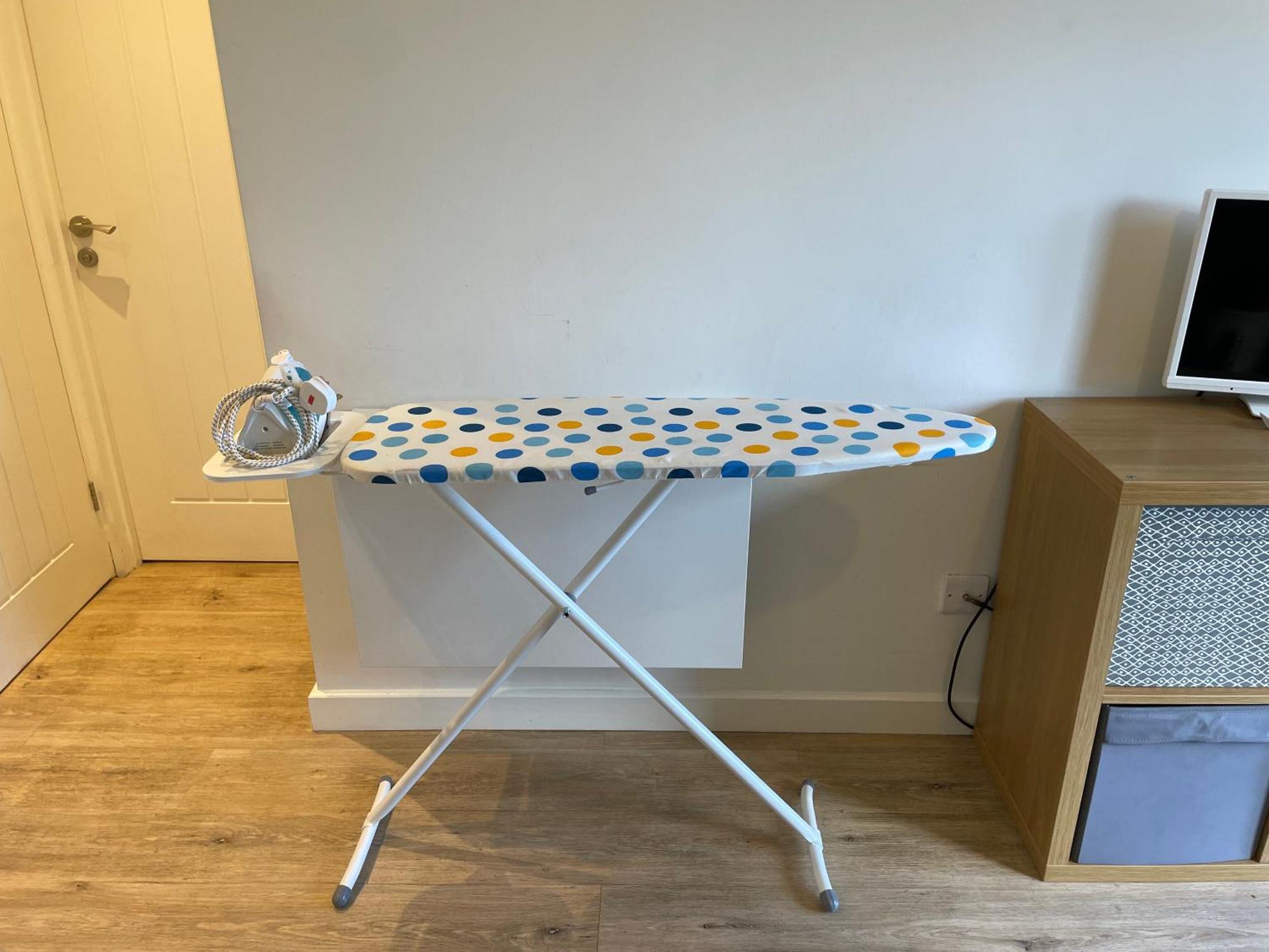 Home-From-Home - Self Catering Garden Apartment, Waterlooville Extérieur photo